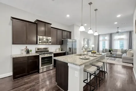 351 W 26th Street Houston TX 77008