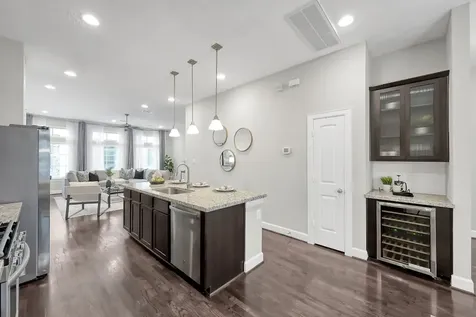 351 W 26th Street Houston TX 77008