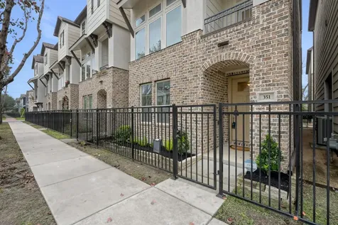 351 W 26th Street Houston TX 77008