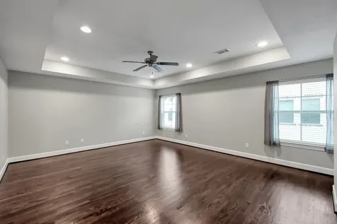351 W 26th Street Houston TX 77008