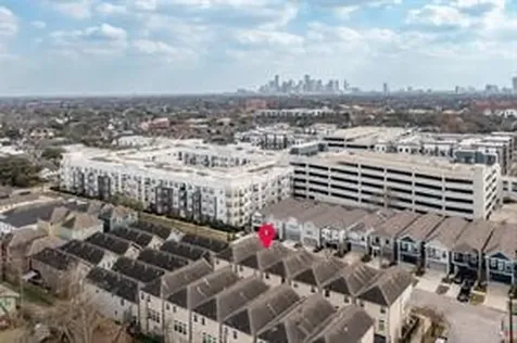 351 W 26th Street Houston TX 77008