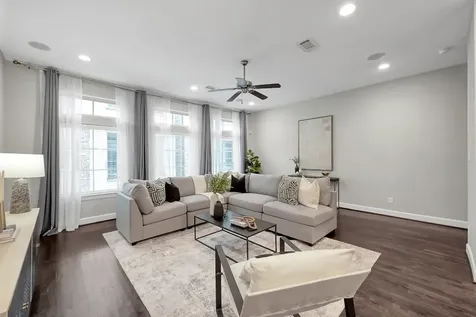 351 W 26th Street Houston TX 77008
