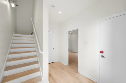 5632 Kiam Street C Houston TX 77007