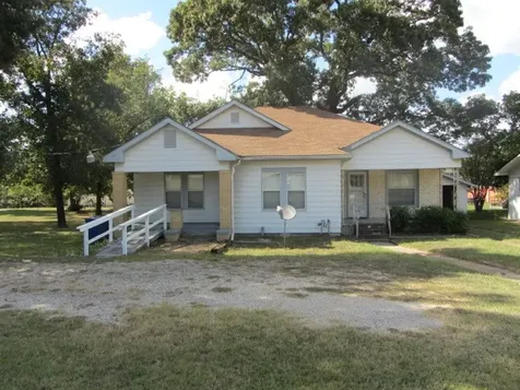 3002 Montgomery Road Huntsville TX 77340
