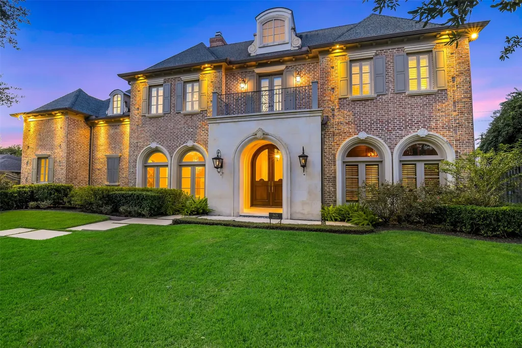 5626 Terwilliger Way Houston TX 77056