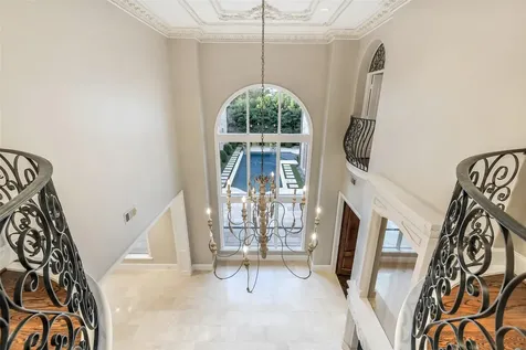 5626 Terwilliger Way Houston TX 77056