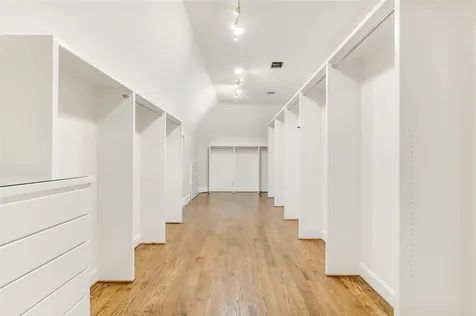5626 Terwilliger Way Houston TX 77056