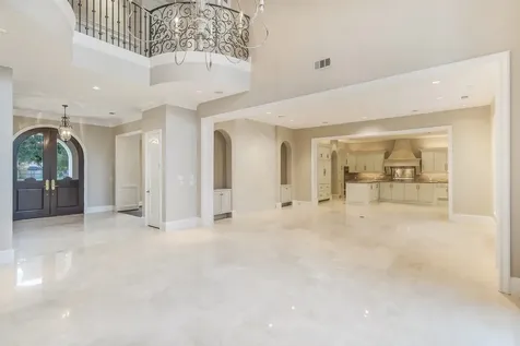 5626 Terwilliger Way Houston TX 77056