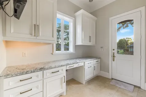 5626 Terwilliger Way Houston TX 77056
