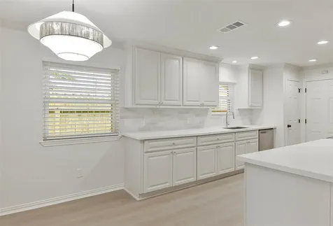 3230 Golden Leaf Drive Houston TX 77339