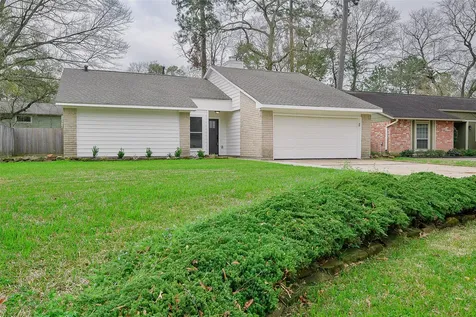 3230 Golden Leaf Drive Houston TX 77339