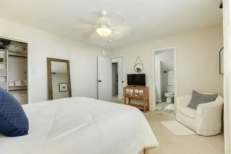 13819 San Domingo Drive Galveston TX 77554