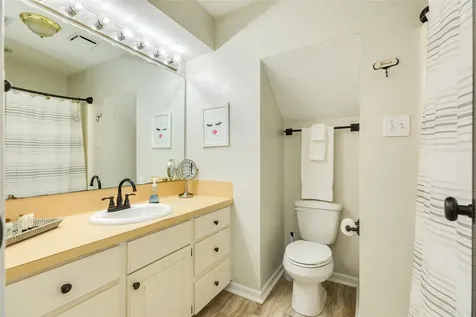 13819 San Domingo Drive Galveston TX 77554