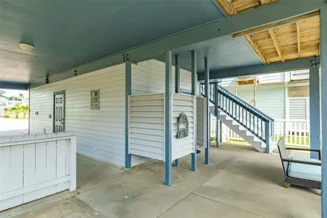 13819 San Domingo Drive Galveston TX 77554