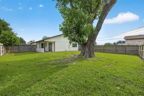 2301 7th Avenue N Texas City TX 77590