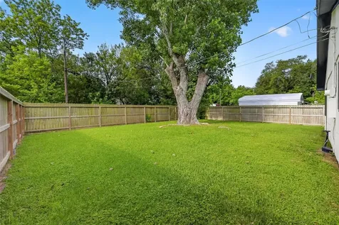 2301 7th Avenue N Texas City TX 77590