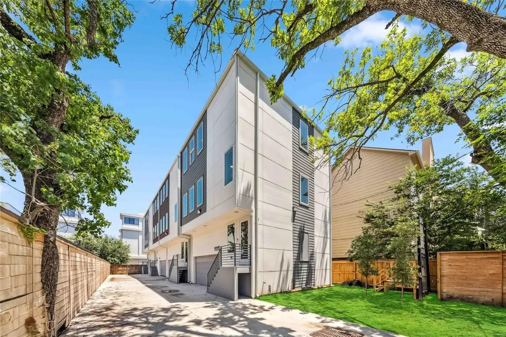 1111 W 21st Street Houston TX 77008
