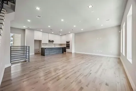 1111 W 21st Street Houston TX 77008