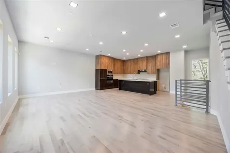 1111 W 21st Street Houston TX 77008