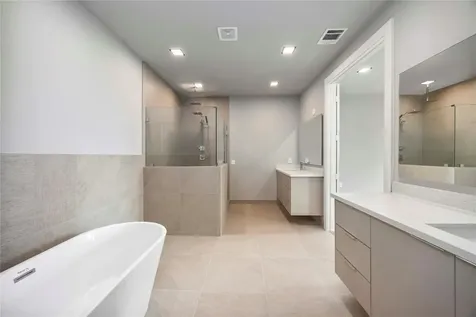 1111 W 21st Street Houston TX 77008