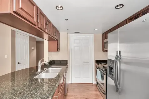 3525 Sage Road 1314 Houston TX 77056