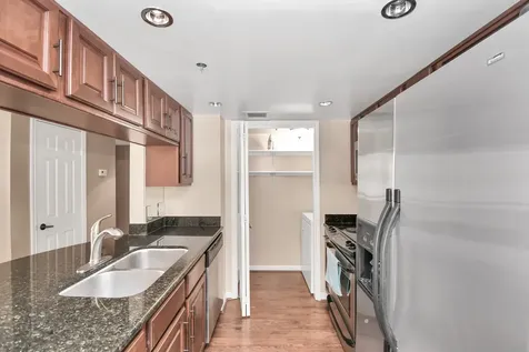 3525 Sage Road 1314 Houston TX 77056