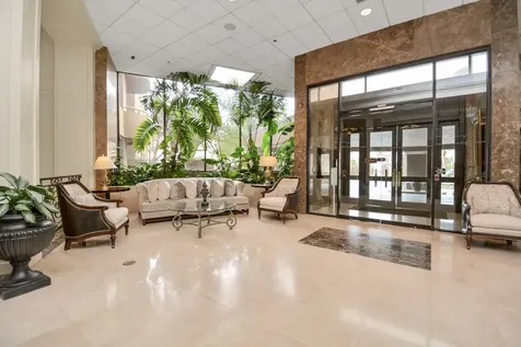 3525 Sage Road 1314 Houston TX 77056