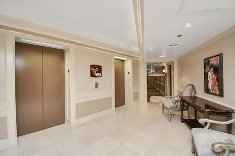 3525 Sage Road 1314 Houston TX 77056