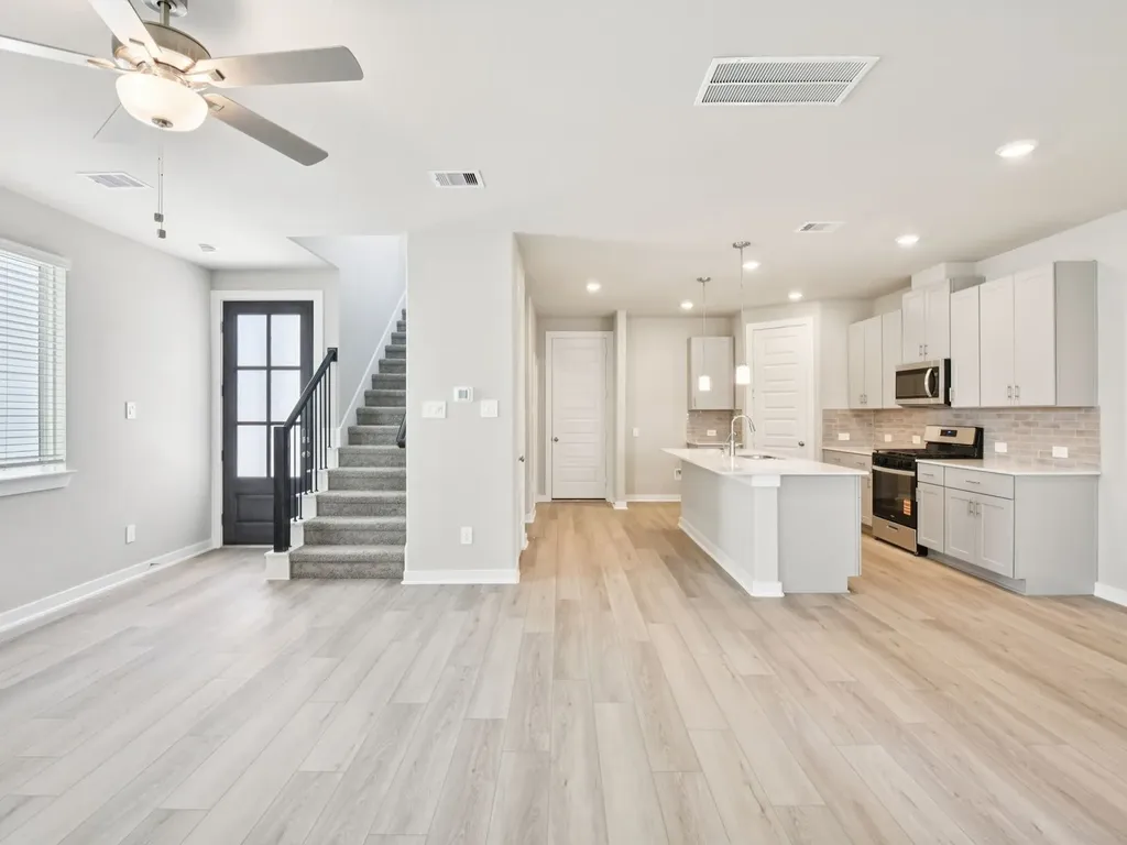 627 Sand Dollar Drive Kemah TX 77565