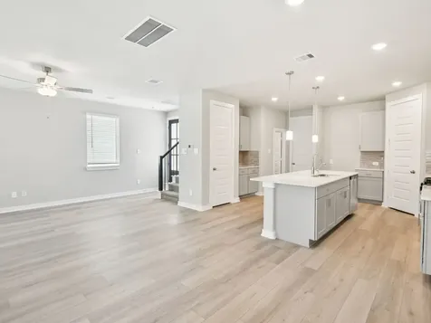 627 Sand Dollar Drive Kemah TX 77565