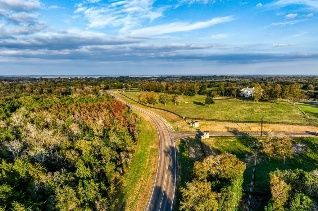 Tbd Sunshine Lot 16 Court Chappell Hill TX 77426