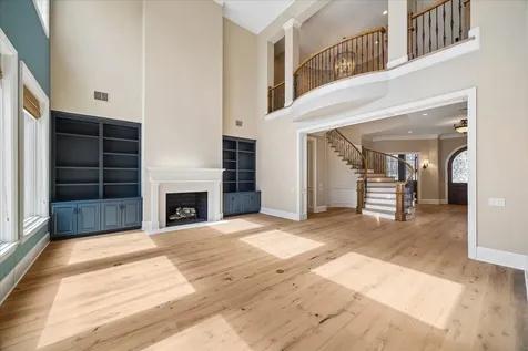 8 Greyton Lane Houston TX 77024