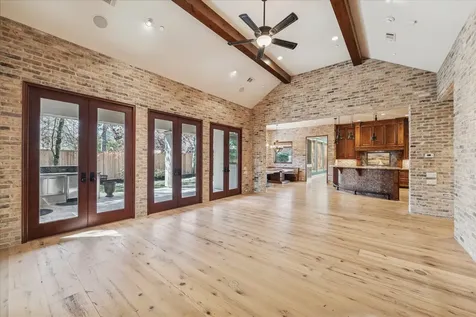 8 Greyton Lane Houston TX 77024