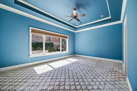 8 Greyton Lane Houston TX 77024