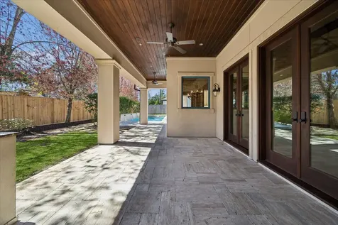8 Greyton Lane Houston TX 77024