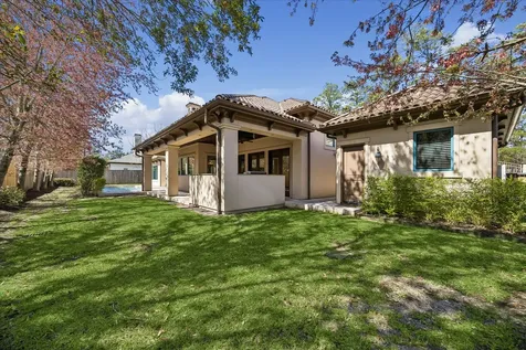 8 Greyton Lane Houston TX 77024