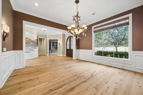 8 Greyton Lane Houston TX 77024