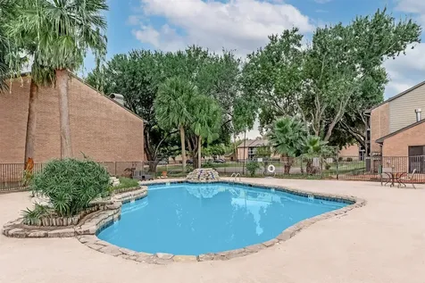 305 W Baker Road 1108 Baytown TX 77521