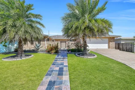 7806 Pruitt Drive Galveston TX 77554