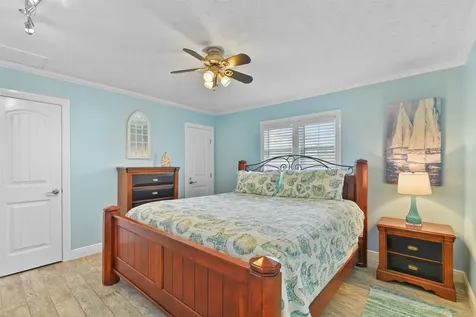 7806 Pruitt Drive Galveston TX 77554