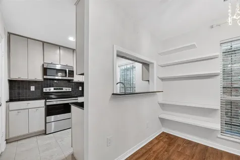 3700 W Clay Street 227 Houston TX 77019