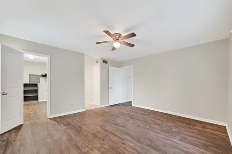 3700 W Clay Street 227 Houston TX 77019