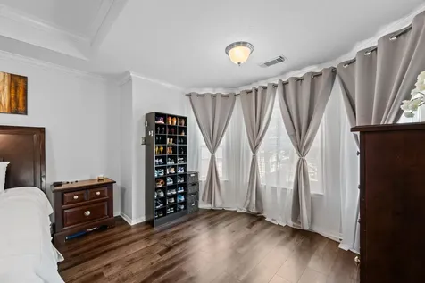 1807 Emerald Lake Court Houston TX 77062