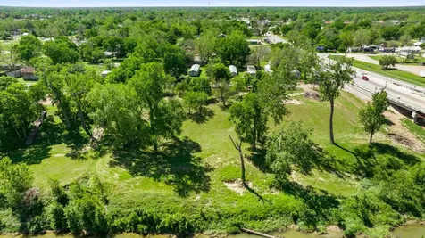 804 Robson Columbus TX 78934