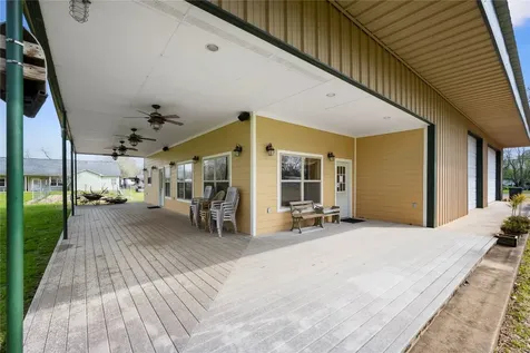 804 Robson Columbus TX 78934