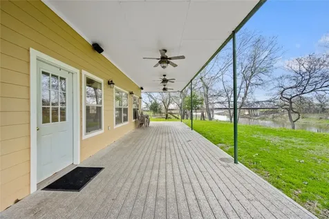 804 Robson Columbus TX 78934
