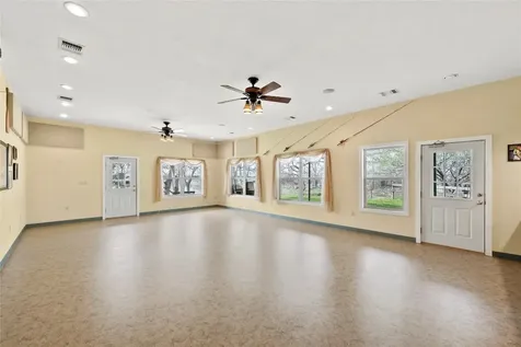 804 Robson Columbus TX 78934