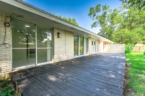1616 Redway Lane Houston TX 77062