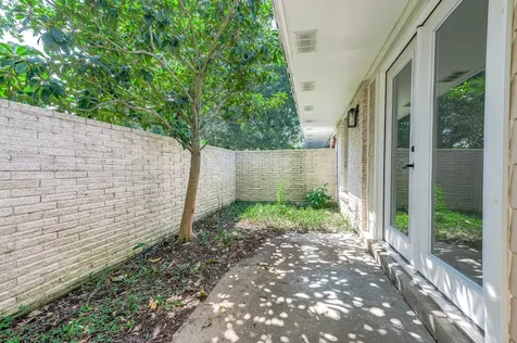 1616 Redway Lane Houston TX 77062