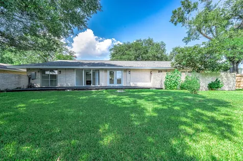 1616 Redway Lane Houston TX 77062